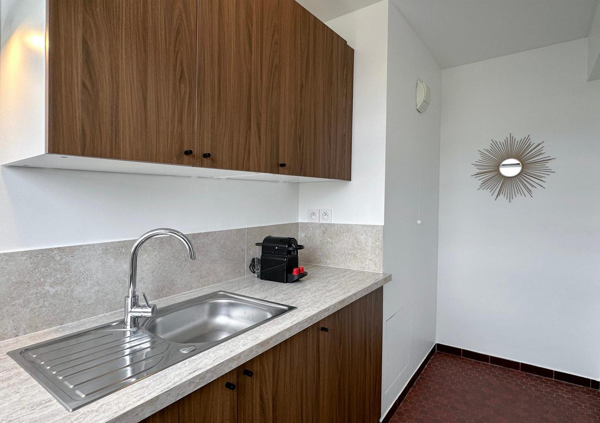 Brand-New Studio With Eiffel Tower View Parijs Buitenkant foto